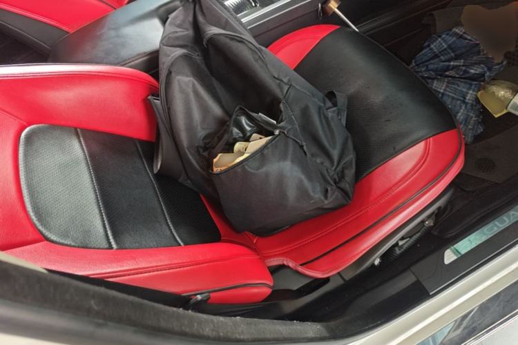 Used Jaguar XEL 2018 2.0T 200 PS Premium Edition Right Front Seat