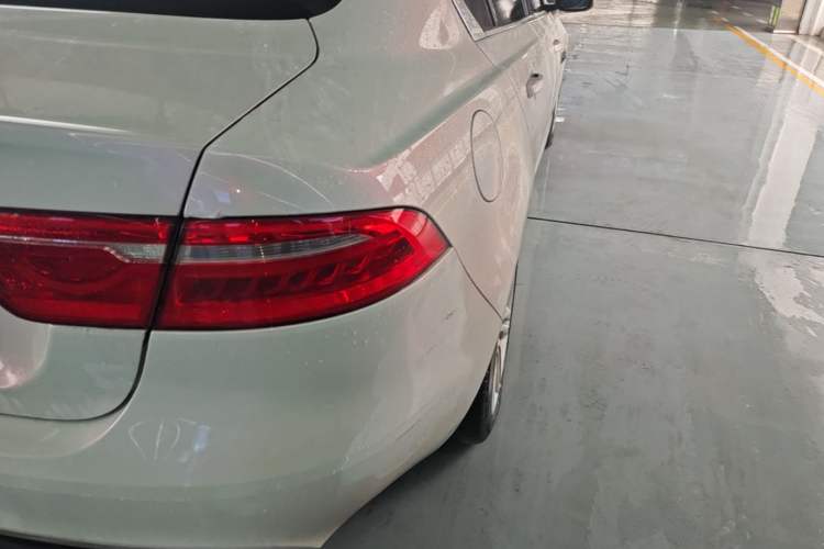 Used Jaguar XEL 2018 2.0T 200 PS Premium Edition Right Rear Taillight