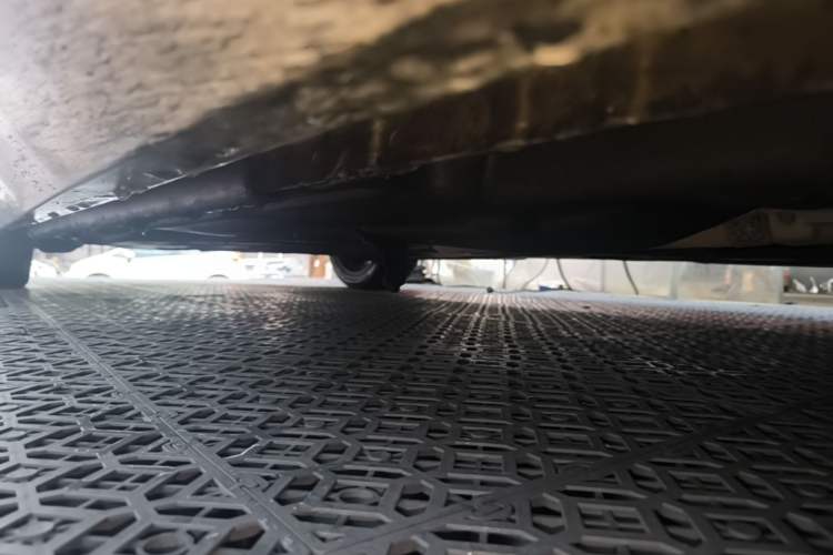 Used Jaguar XEL 2018 2.0T 200 PS Premium Edition Right Side Sill