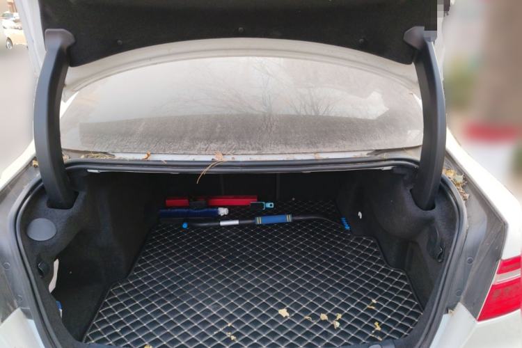 Used Jaguar XEL 2018 2.0T 200 PS Premium Edition Trunk