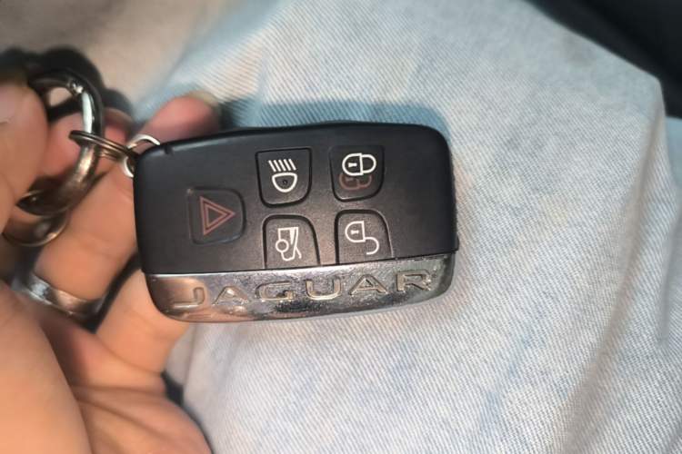 Used Jaguar XEL 2018 2.0T 200 PS Premium Edition Vehicle Key