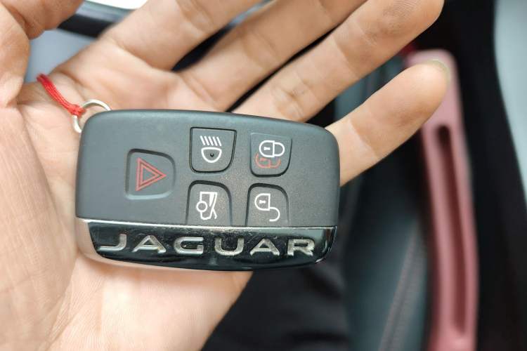 Used Jaguar XEL 2018 2.0T 200 PS Premium Edition Vehicle Key