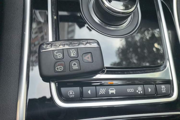 Used Jaguar XEL 2018 2.0T 250 PS Premium Edition Vehicle Key