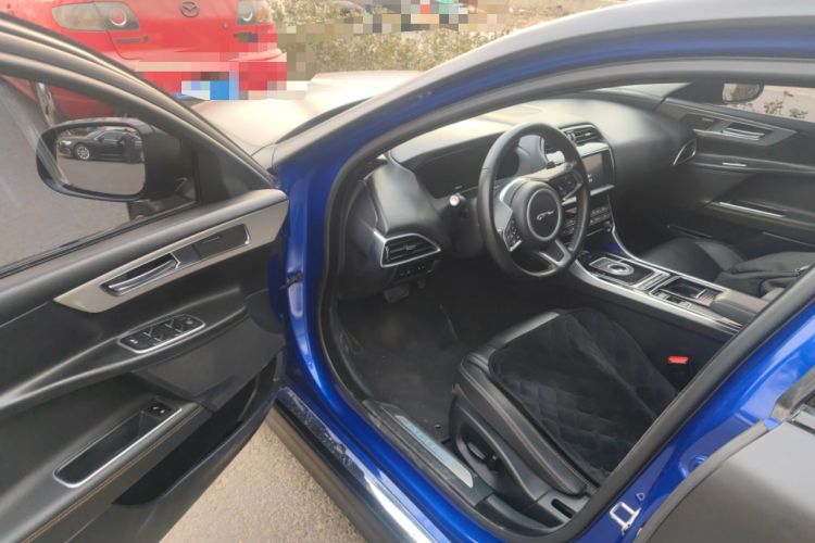 Used Jaguar XEL 2019 2.0T 250 PS Premium Edition Driver Seat
