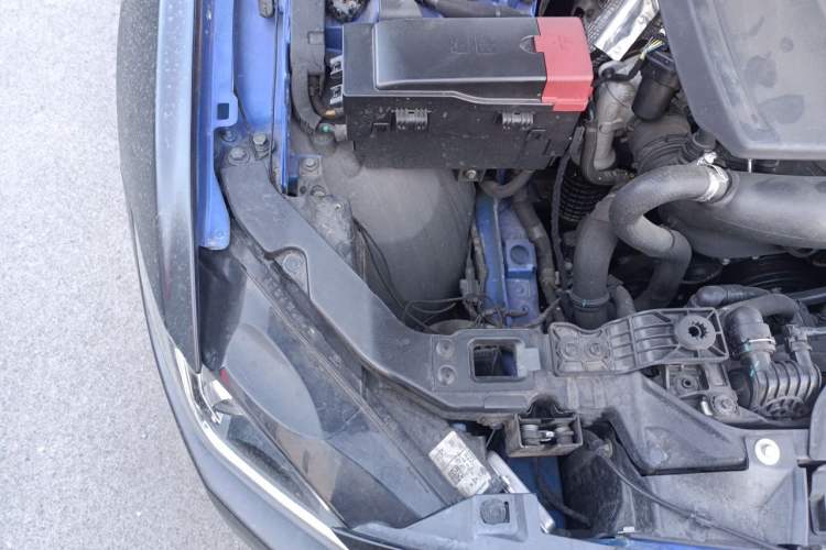 Used Jaguar XEL 2019 2.0T 250 PS Premium Edition Engine Bay Right