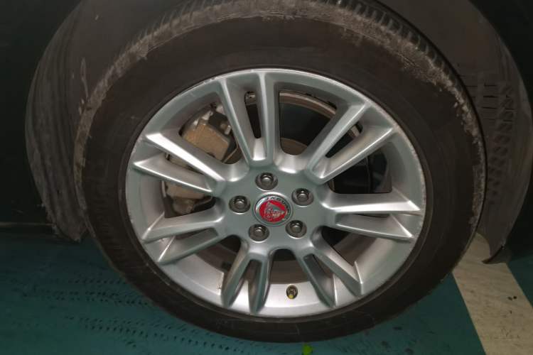 Used Jaguar XEL 2019 2.0T 200 PS Luxury Edition Exterior 1