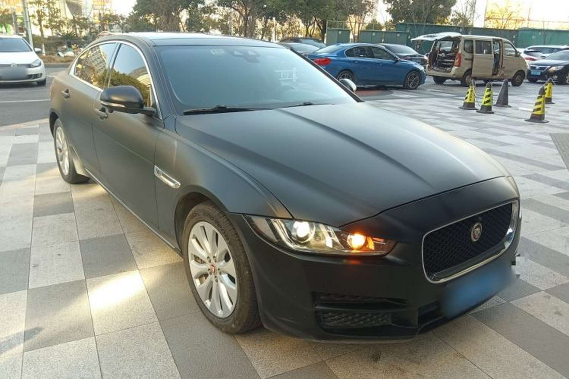 Used Jaguar XEL 2019 2.0T 200 PS Elite Edition Exterior 2