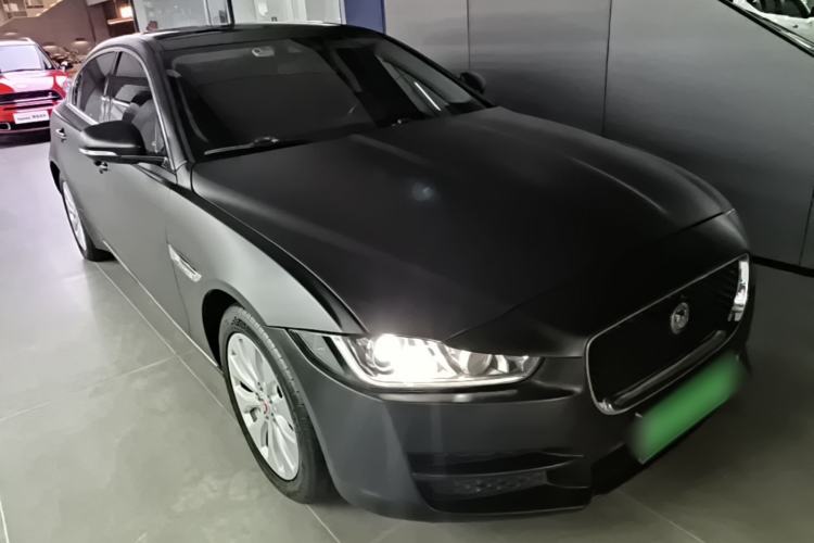 Used Jaguar XEL 2019 2.0T 200 PS Elite Edition Front Right 45 Deg