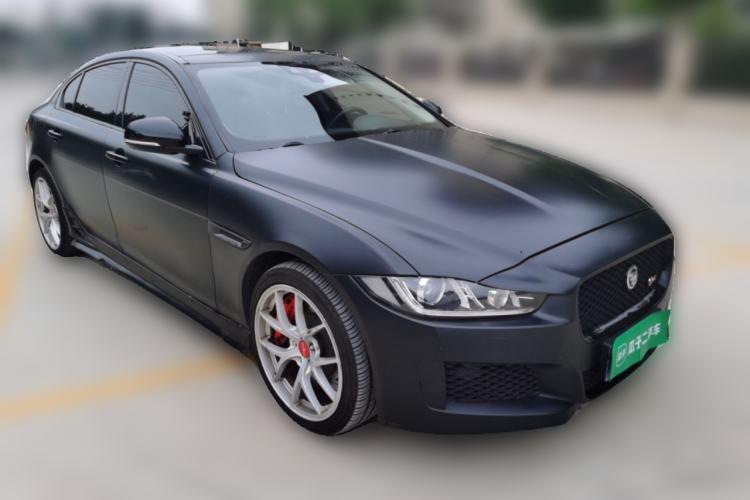 Used Jaguar XEL 2019 2.0T 250 PS Premium Edition Front Right 45 Deg