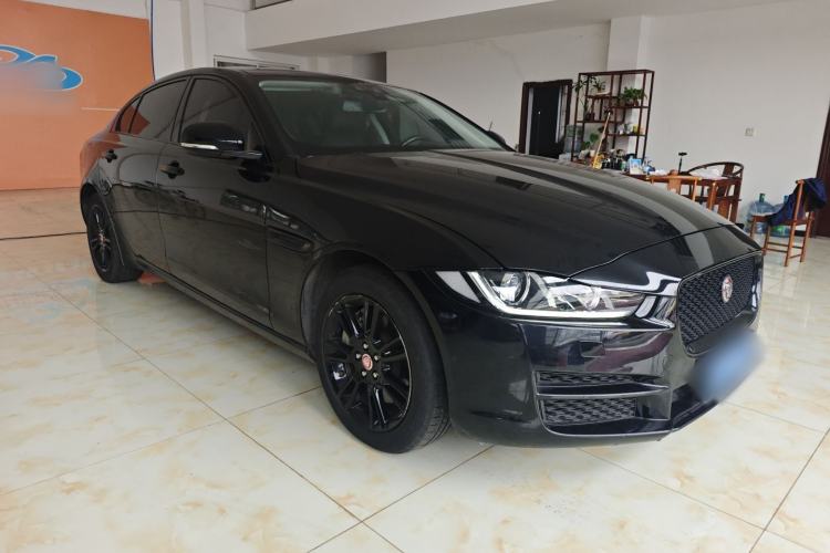 Used Jaguar XEL 2019 2.0T 200 PS Luxury Edition Front Right 45 Deg