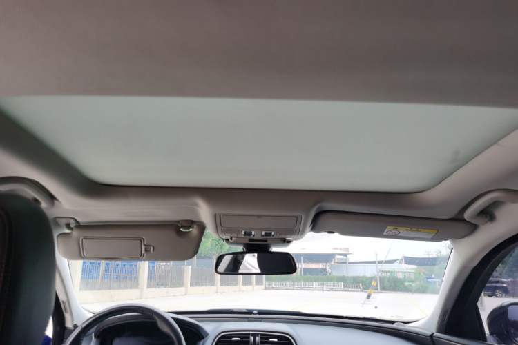Used Jaguar XEL 2019 2.0T 250 PS Premium Edition Headliner