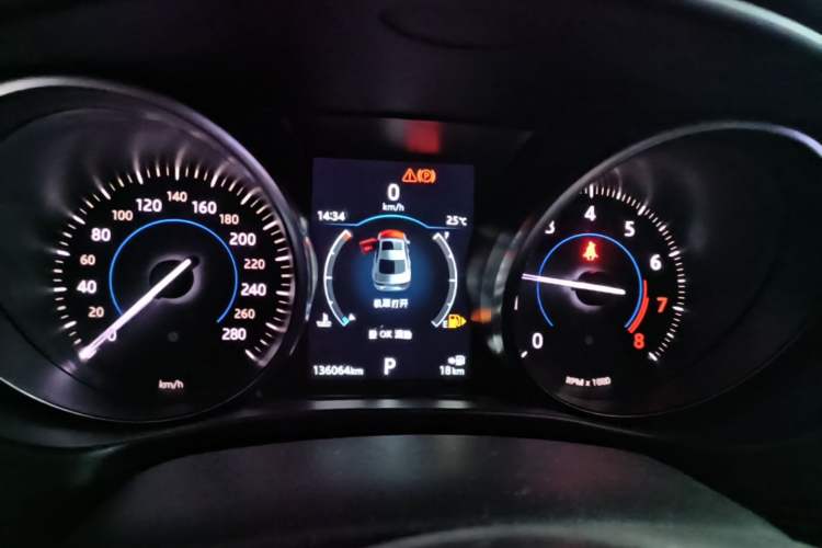 Used Jaguar XEL 2019 2.0T 200 PS Elite Edition Instrument Cluster