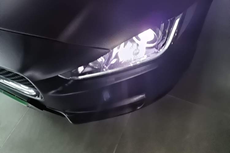 Used Jaguar XEL 2019 2.0T 200 PS Elite Edition Left Front Headlight