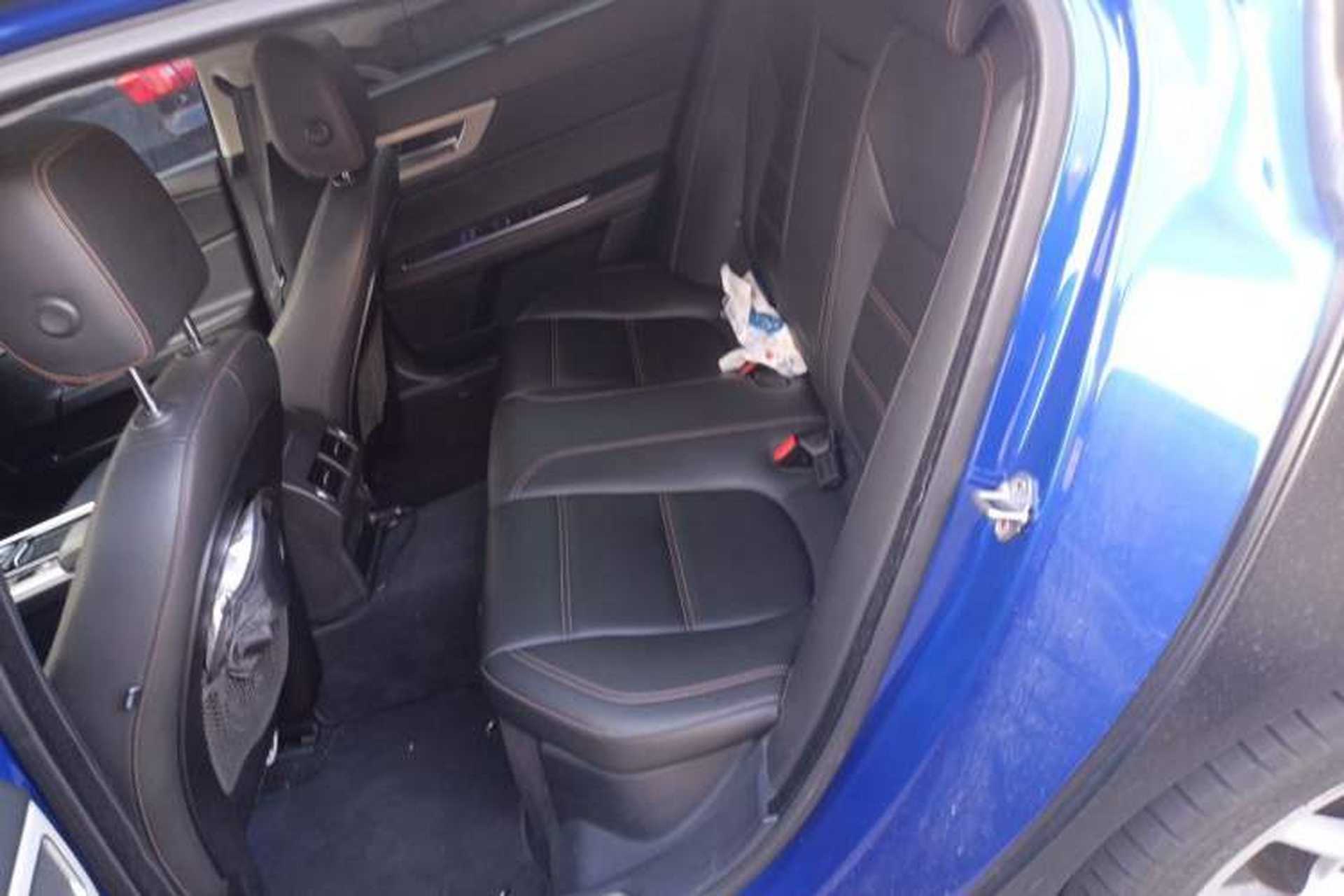 Used Jaguar XEL 2019 2.0T 250 PS Premium Edition Left Rear Seat