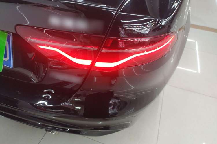 Used Jaguar XEL 2019 2.0T 200 PS Deluxe Edition Right Rear Taillight
