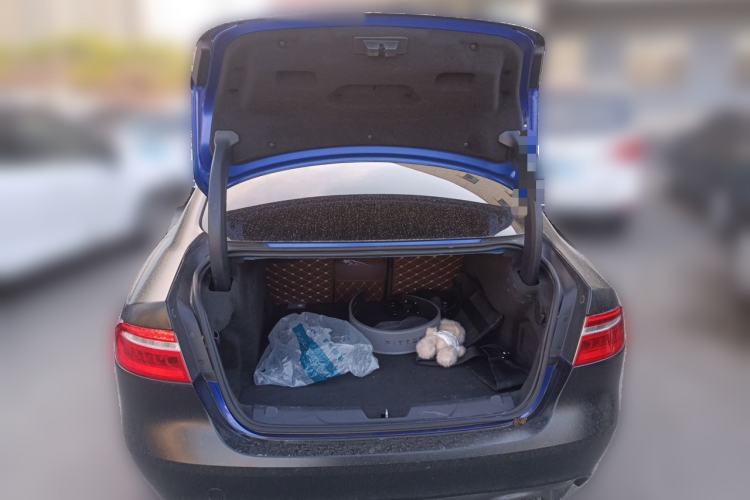 Used Jaguar XEL 2019 2.0T 250 PS Premium Edition Trunk