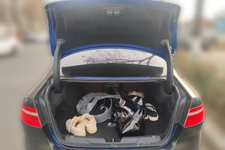 Used Jaguar XEL 2019 2.0T 250 PS Premium Edition Trunk