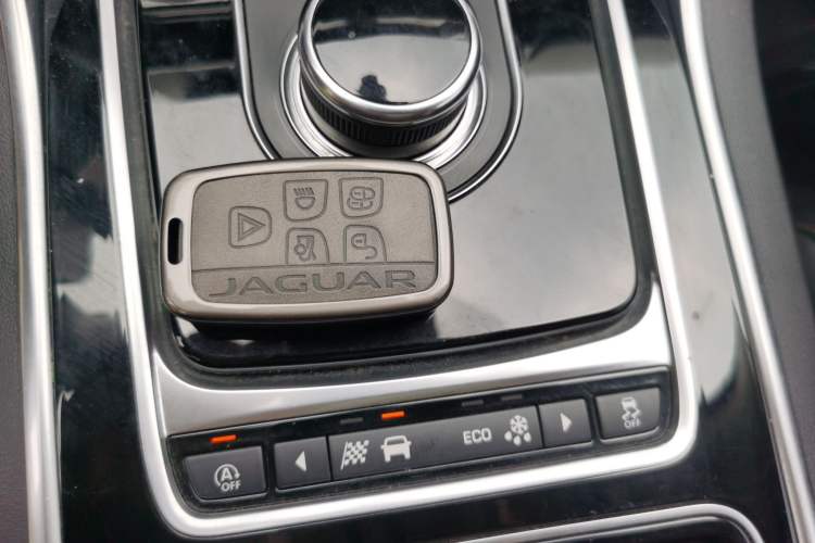 Used Jaguar XEL 2019 2.0T 250 PS Premium Edition Vehicle Key