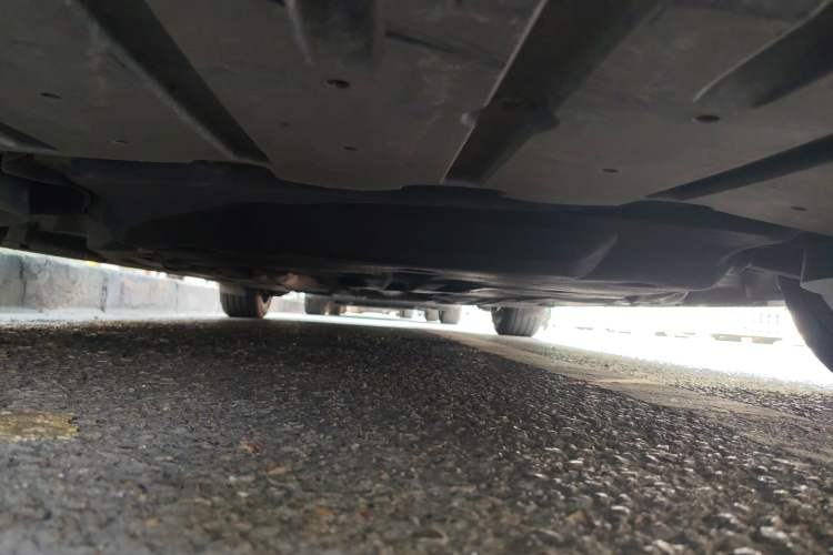 Used Jaguar XEL 2019 2.0T 200 PS Deluxe Edition Chassis Front