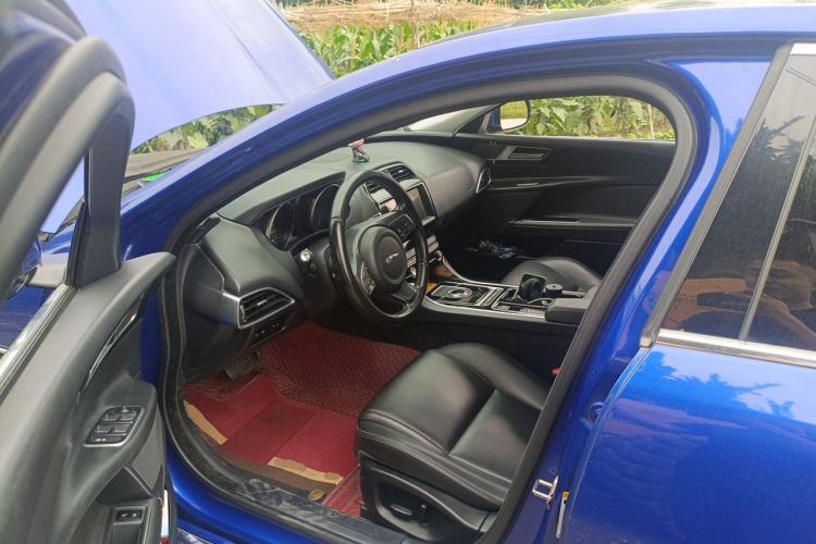 Used Jaguar XEL 2019 2.0T 200 PS Elite Edition Driver Seat