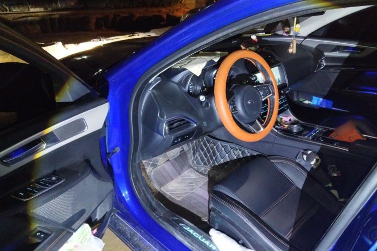 Used Jaguar XEL 2019 2.0T 200 PS Luxury Edition Driver Seat