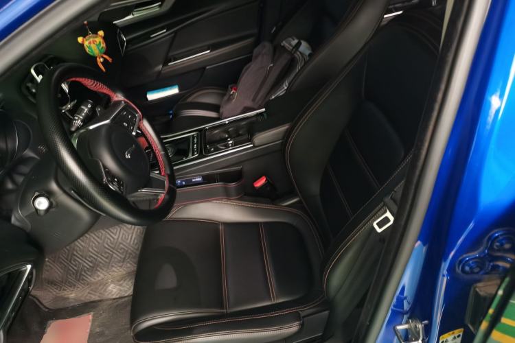 Used Jaguar XEL 2019 2.0T 200 PS Luxury Edition Driver Seat