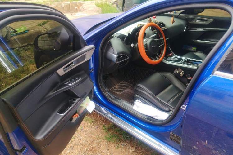 Used Jaguar XEL 2019 2.0T 200 PS Luxury Edition Driver Seat