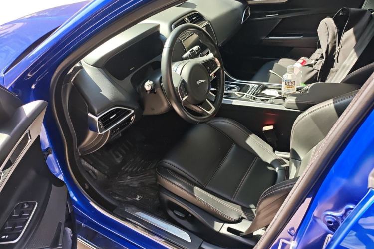 Used Jaguar XEL 2019 2.0T 200 PS Deluxe Edition Driver Seat
