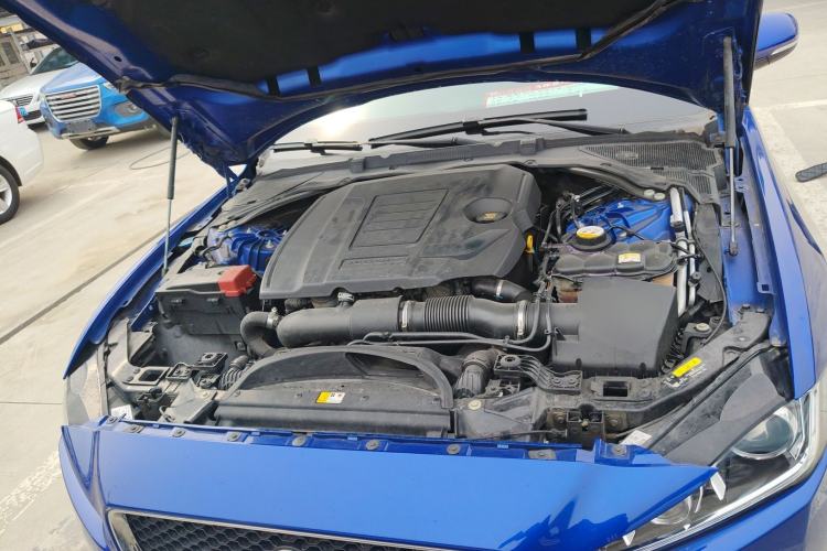 Used Jaguar XEL 2019 2.0T 200 PS Deluxe Edition Engine Bay