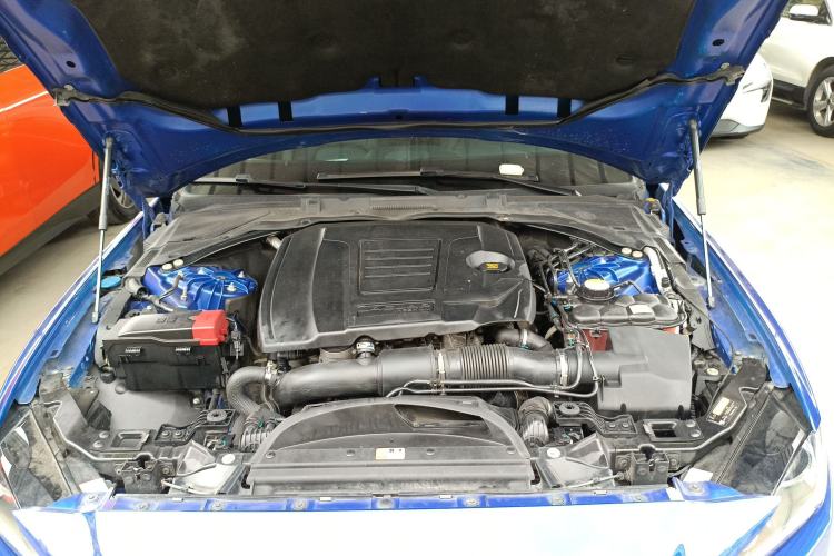 Used Jaguar XEL 2019 2.0T 200 PS Elite Edition Engine Bay