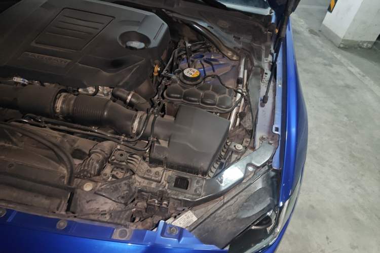 Used Jaguar XEL 2019 2.0T 250 PS Premium Edition Engine Bay Left