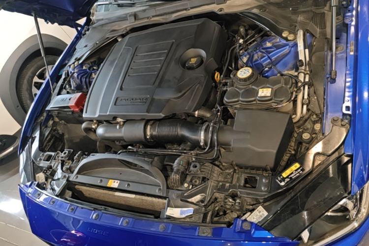 Used Jaguar XEL 2019 2.0T 200 PS Deluxe Edition Engine Bay