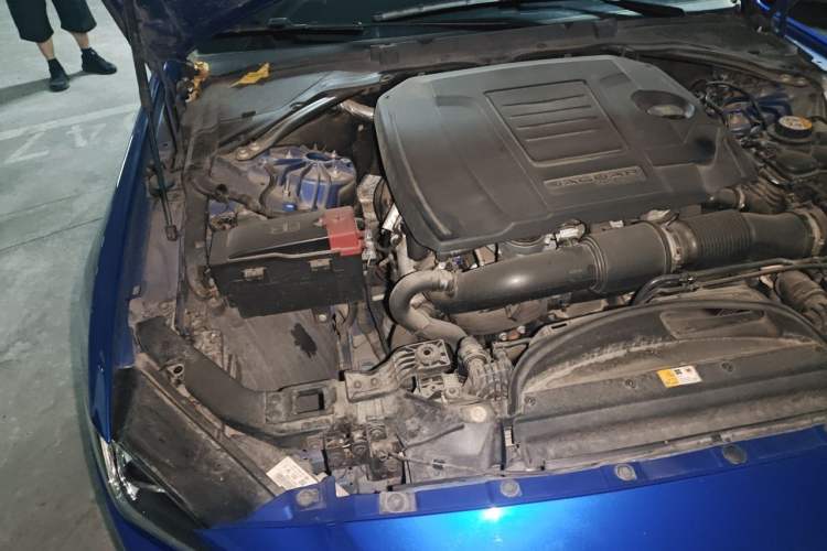 Used Jaguar XEL 2019 2.0T 250 PS Premium Edition Engine Bay Right