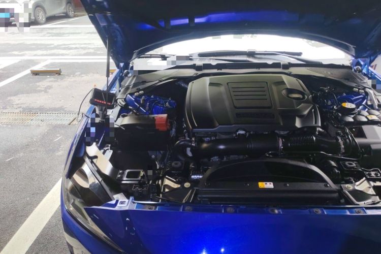 Used Jaguar XEL 2019 2.0T 200 PS Deluxe Edition Engine Bay Right