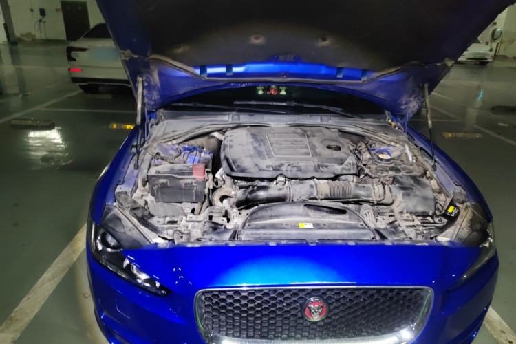 Used Jaguar XEL 2019 2.0T 200 PS Luxury Edition Engine Bay Right