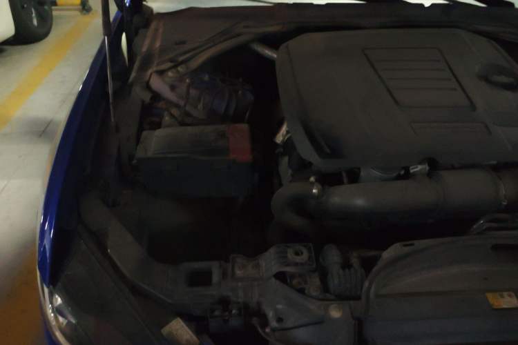 Used Jaguar XEL 2019 2.0T 200 PS Deluxe Edition Engine Bay Right