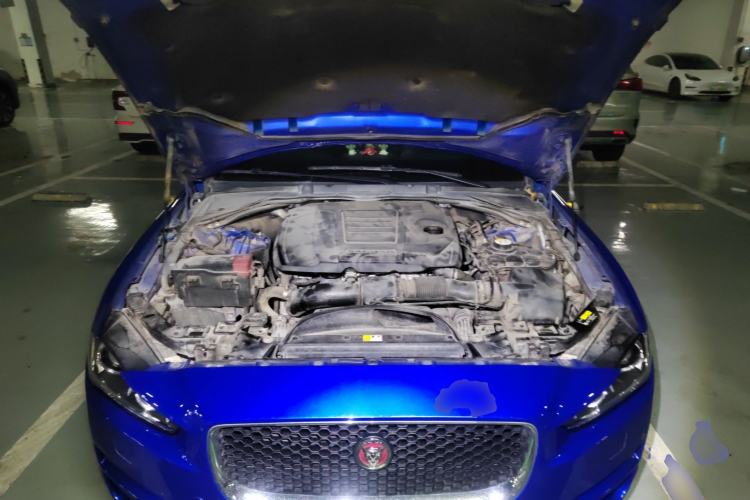 Used Jaguar XEL 2019 2.0T 200 PS Luxury Edition Engine Bay