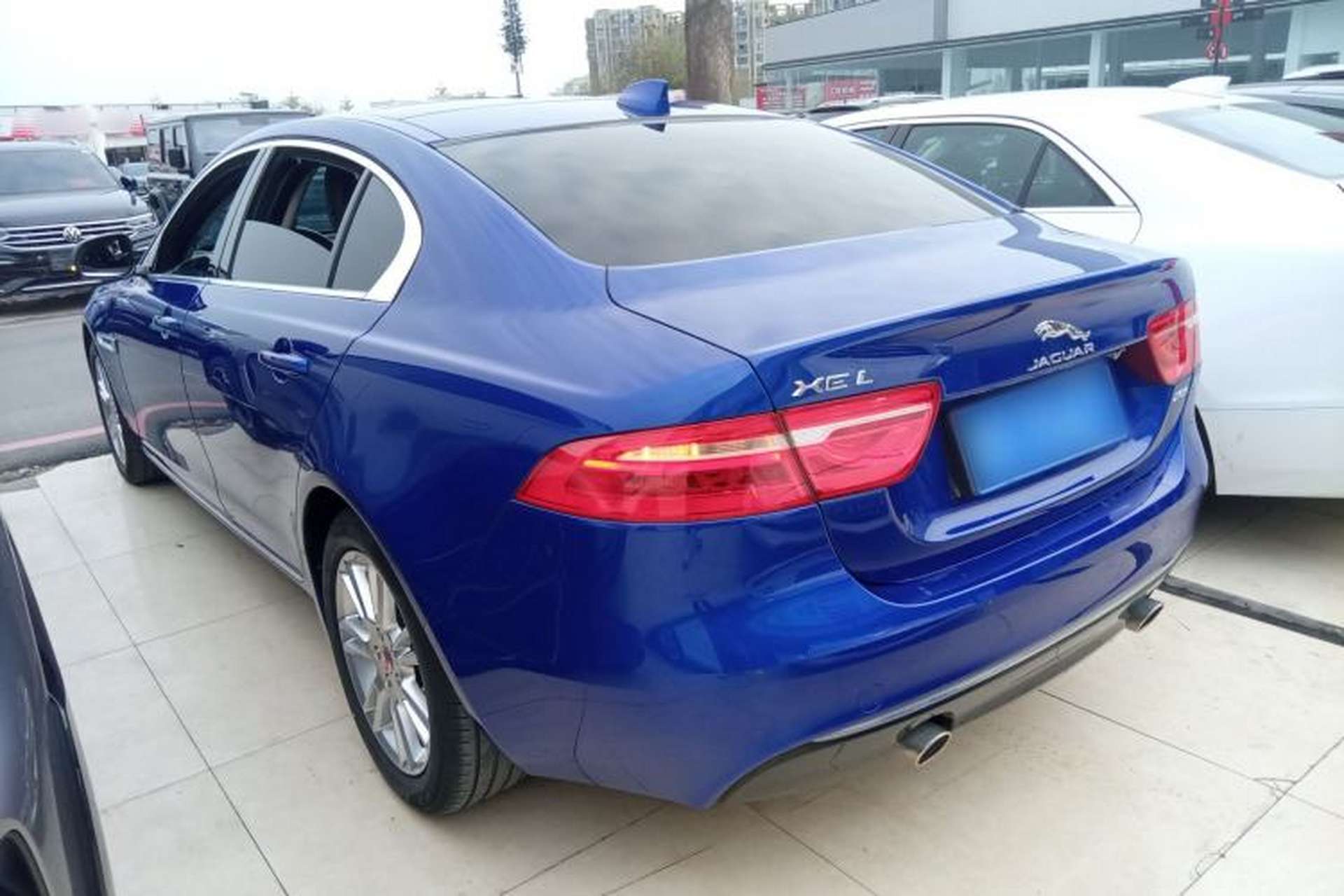 Used Jaguar XEL 2019 2.0T 200 PS Luxury Edition Exterior 2