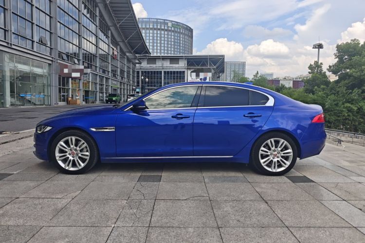 Used Jaguar XEL 2019 2.0T 200 PS Deluxe Edition Exterior 2