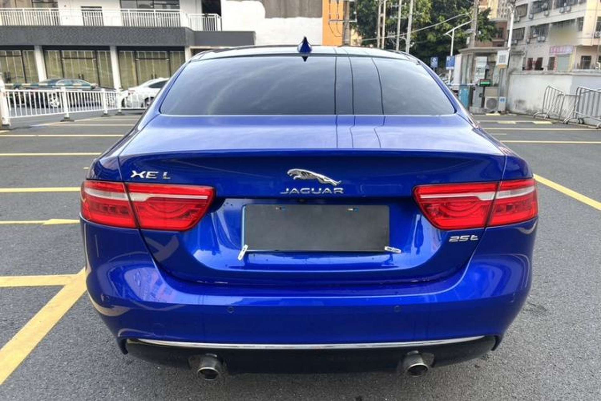 Used Jaguar XEL 2019 2.0T 250 PS Luxury Edition Exterior 4