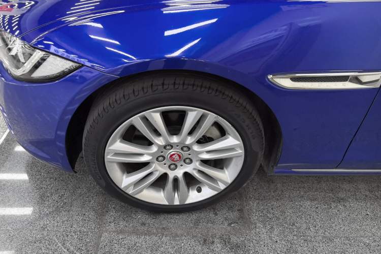 Used Jaguar XEL 2019 2.0T 200 PS Deluxe Edition Exterior 7