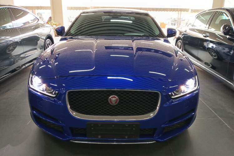Used Jaguar XEL 2019 2.0T 200 PS Luxury Edition Front