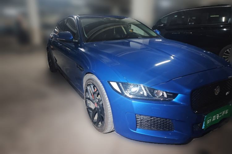 Used Jaguar XEL 2019 2.0T 250 PS Premium Edition Front Right 45 Deg