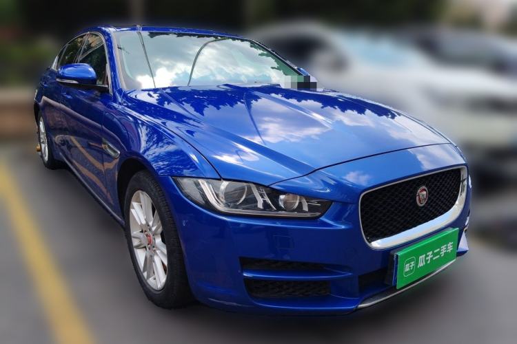 Used Jaguar XEL 2019 2.0T 200 PS Elite Edition Front Right 45 Deg
