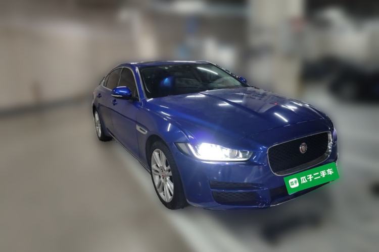 Used Jaguar XEL 2019 2.0T 200 PS Deluxe Edition Front Right 45 Deg