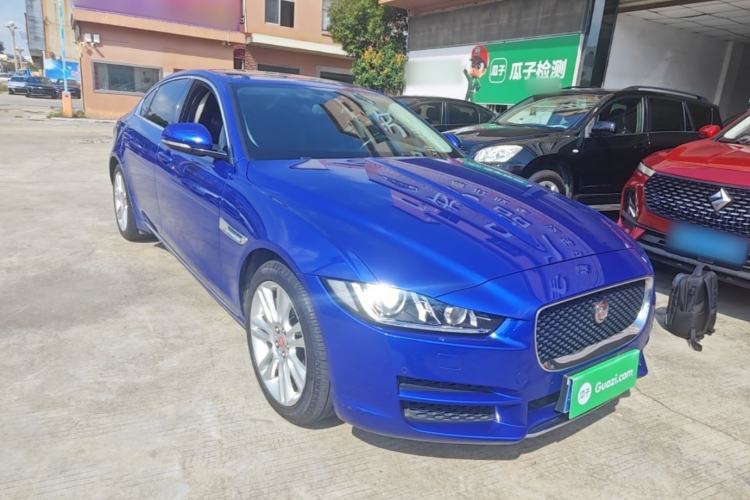 Used Jaguar XEL 2019 2.0T 200 PS Deluxe Edition Front Right 45 Deg