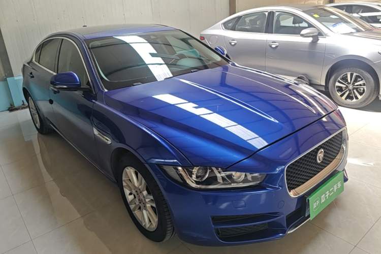 Used Jaguar XEL 2019 2.0T 200 PS Luxury Edition Front Right 45 Deg