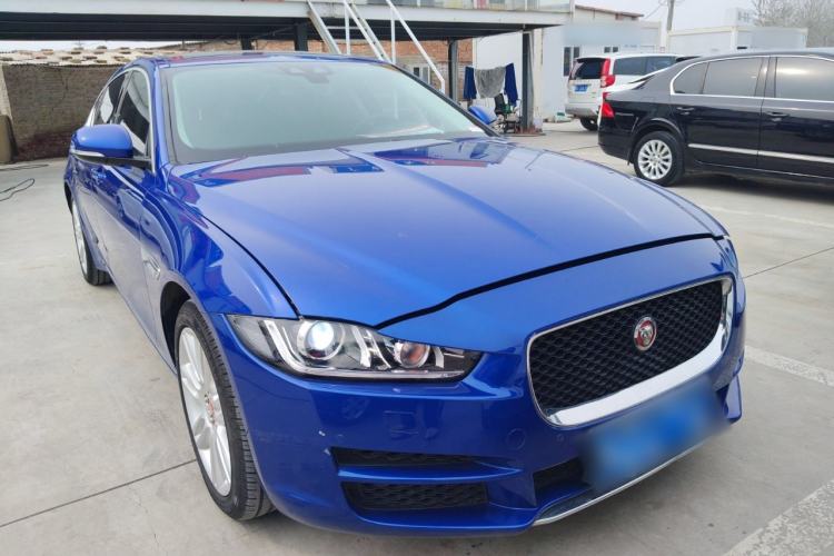 Used Jaguar XEL 2019 2.0T 200 PS Deluxe Edition Front Right 45 Deg