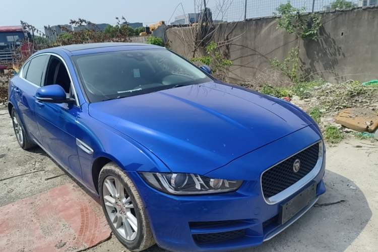 Used Jaguar XEL 2019 2.0T 200 PS Luxury Edition Front Right 45 Deg