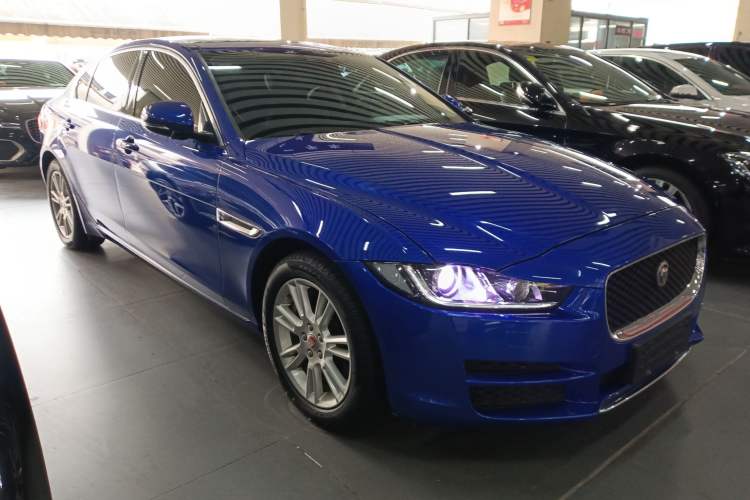 Used Jaguar XEL 2019 2.0T 200 PS Luxury Edition Front Right 45 Deg